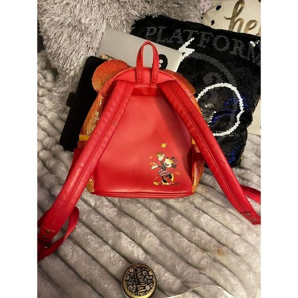 Loungefly x Disney Fall leaves red SequinMinnie Mouse Ombre Mini Backpack - Picture 13 of 13